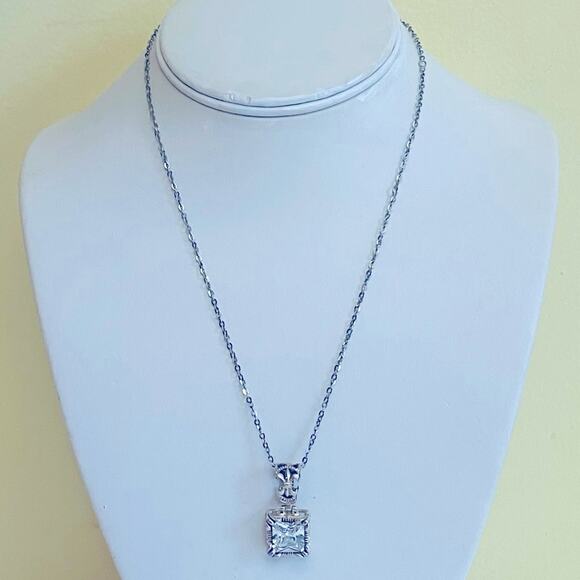Silpada Sterling Silver 18” Chain & Silpada Uptown Fleur De Lis Pendant Necklace - Picture 3 of 10